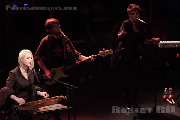 CINDY LAUPER - 2008-10-20 - PARIS - Le Bataclan - 